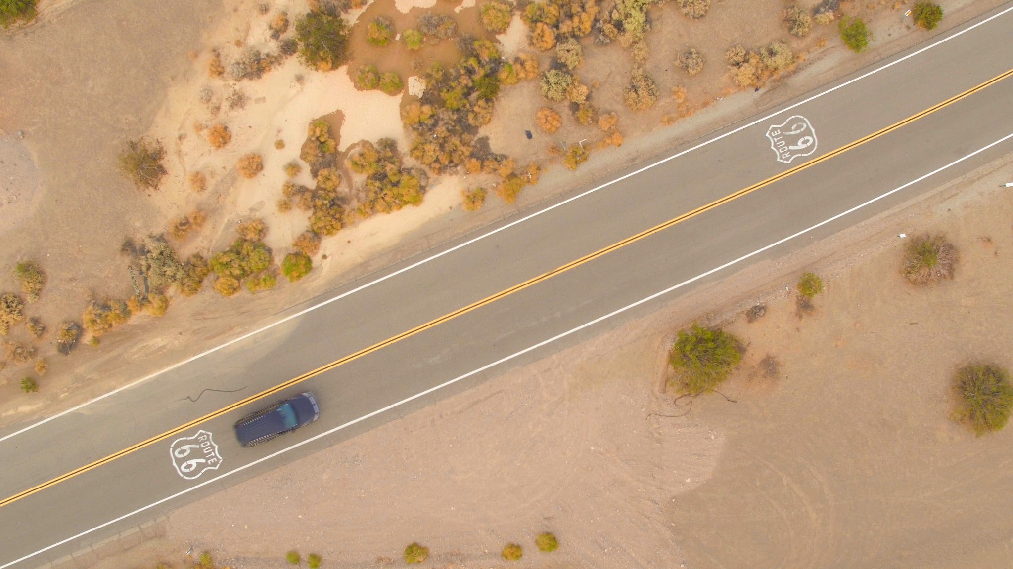 Route 66 Arizona door woestijn van bovenaf